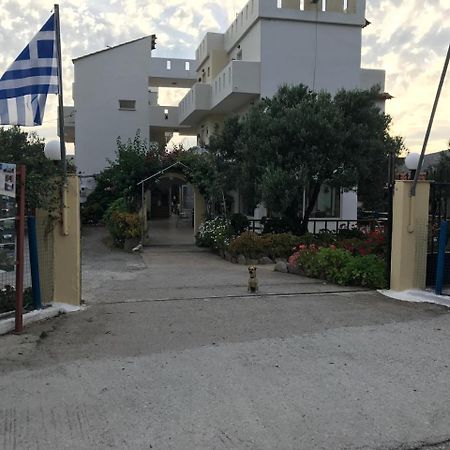 Tholos Rooms Kavoúsion المظهر الخارجي الصورة