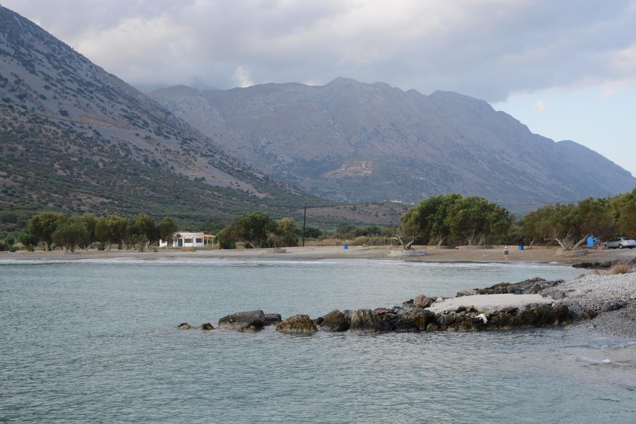 Tholos Rooms Kavoúsion المظهر الخارجي الصورة
