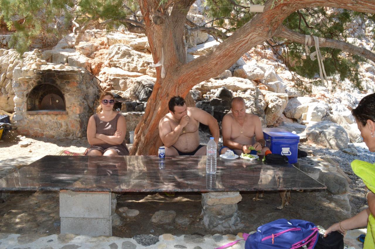 Tholos Rooms Kavoúsion المظهر الخارجي الصورة