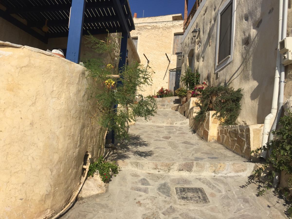Tholos Rooms Kavoúsion المظهر الخارجي الصورة